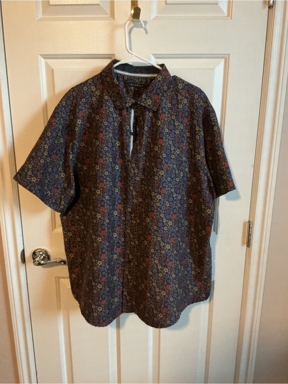 Synergy Organic Clothing Navy Floral Short-Sleeve Button-Down Shirt